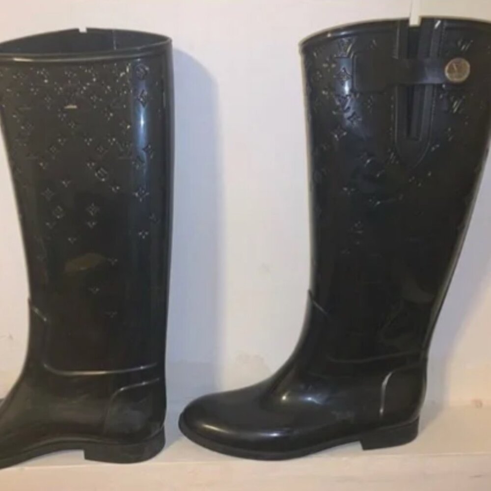 Louis Vuitton Rain Boots  41 EUR (10.5) Black Monogram - Authentic